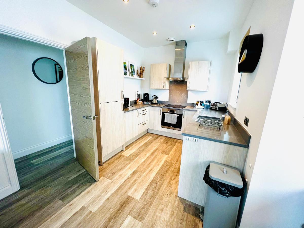 The Penthouse Margate, Balconies, Sea View, Gated Parking, Air Con! Leilighet Eksteriør bilde