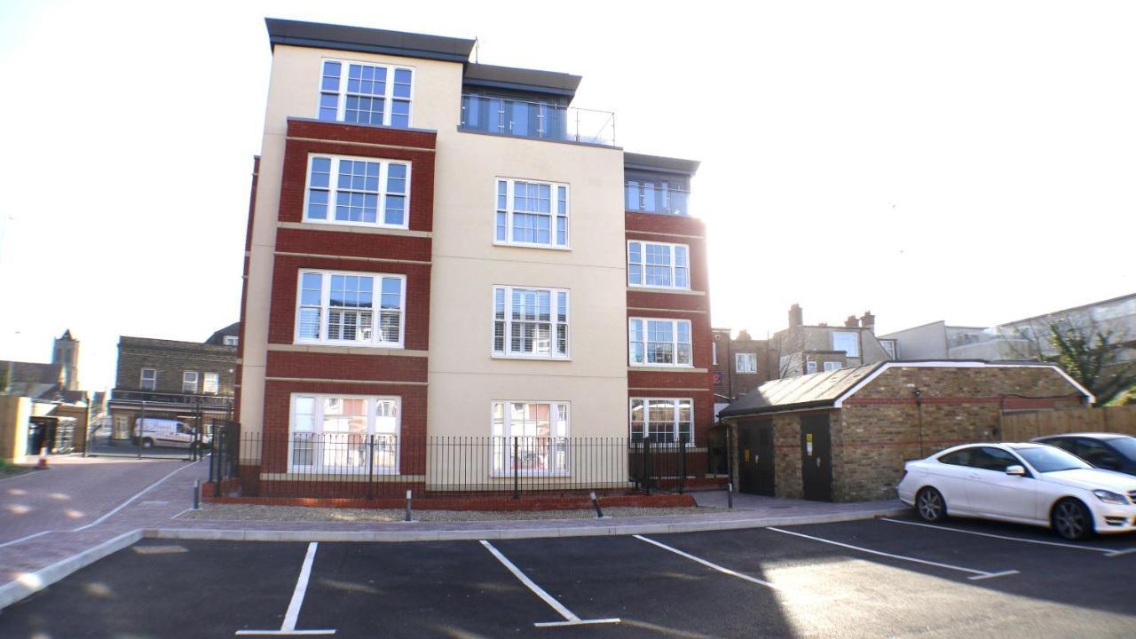 The Penthouse Margate, Balconies, Sea View, Gated Parking, Air Con! Leilighet Eksteriør bilde