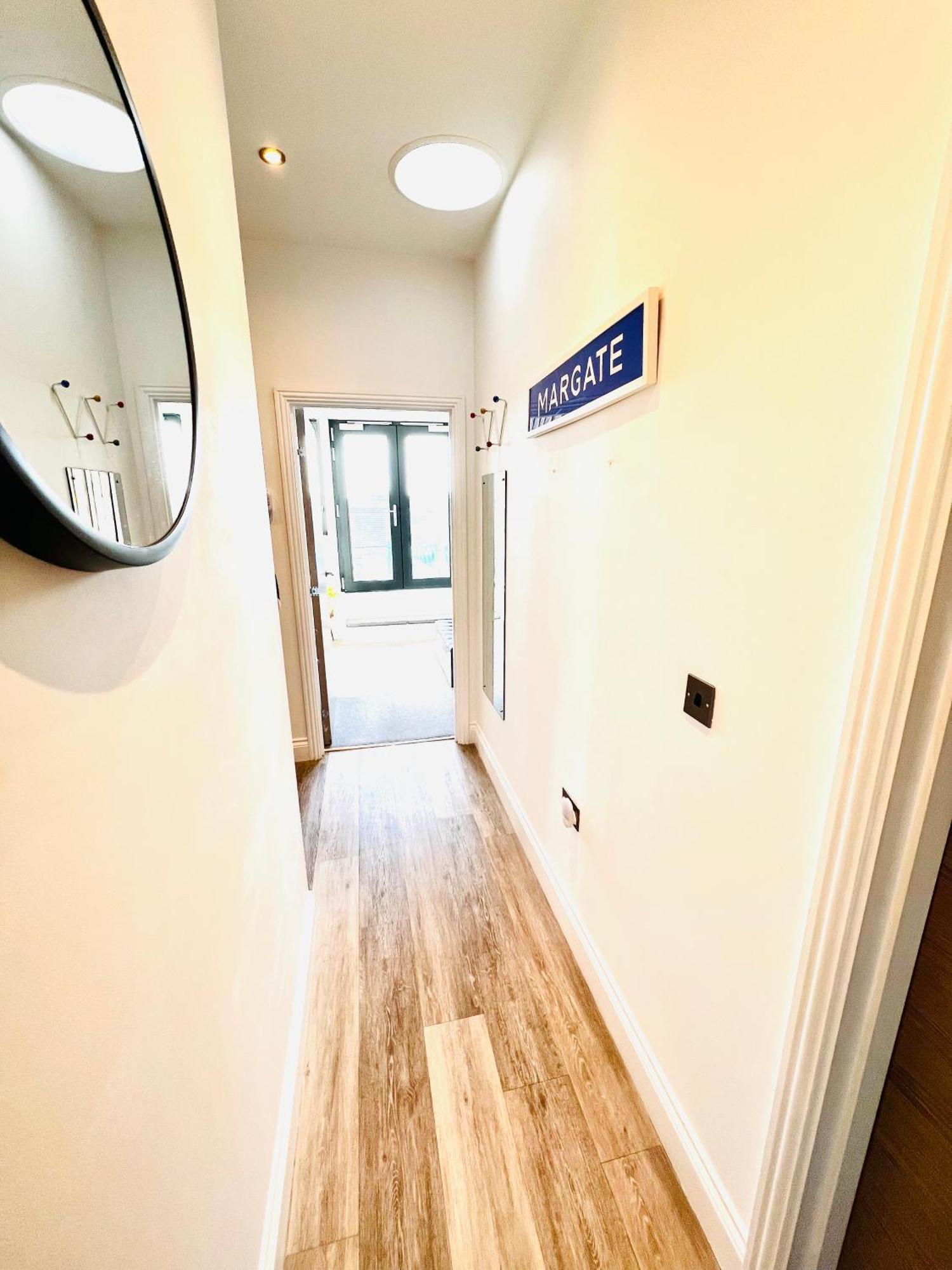The Penthouse Margate, Balconies, Sea View, Gated Parking, Air Con! Leilighet Eksteriør bilde