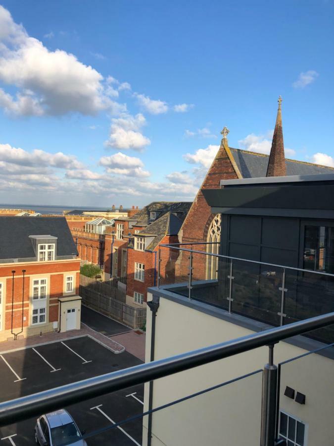 The Penthouse Margate, Balconies, Sea View, Gated Parking, Air Con! Leilighet Eksteriør bilde